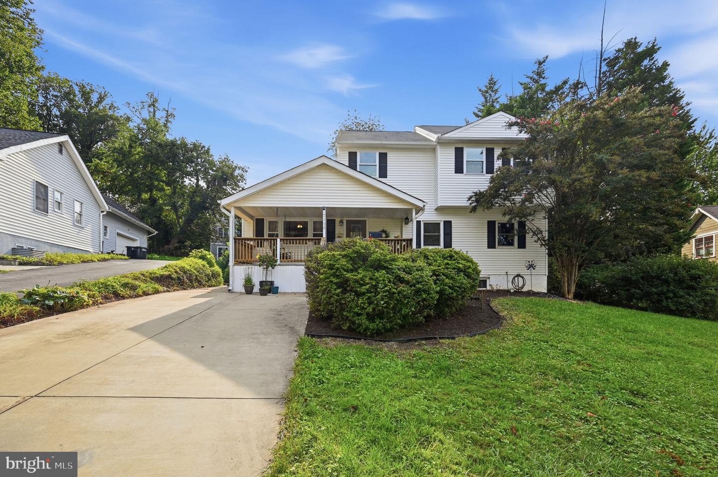 7730 Leonard Dr Property Photo 1