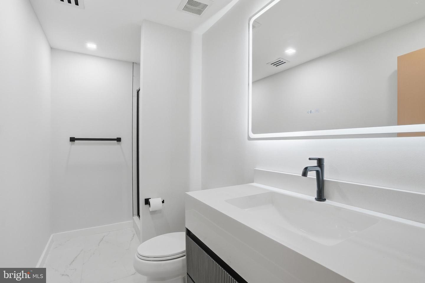 1124 Savile Ln Property Photo 119