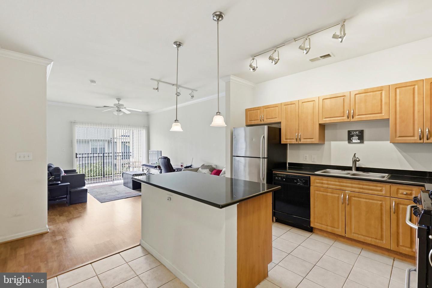 12913 Centre Park Cir #405 Property Photo 5
