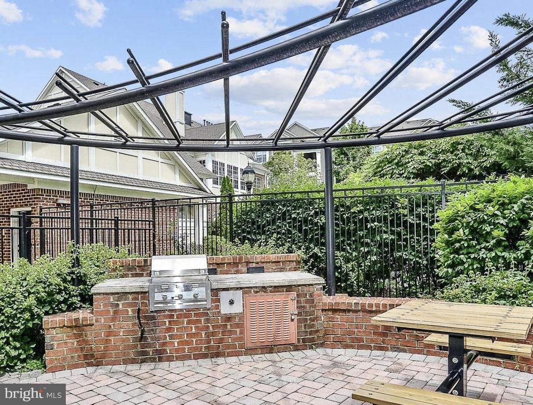 12913 Centre Park Cir #405 Property Photo 18