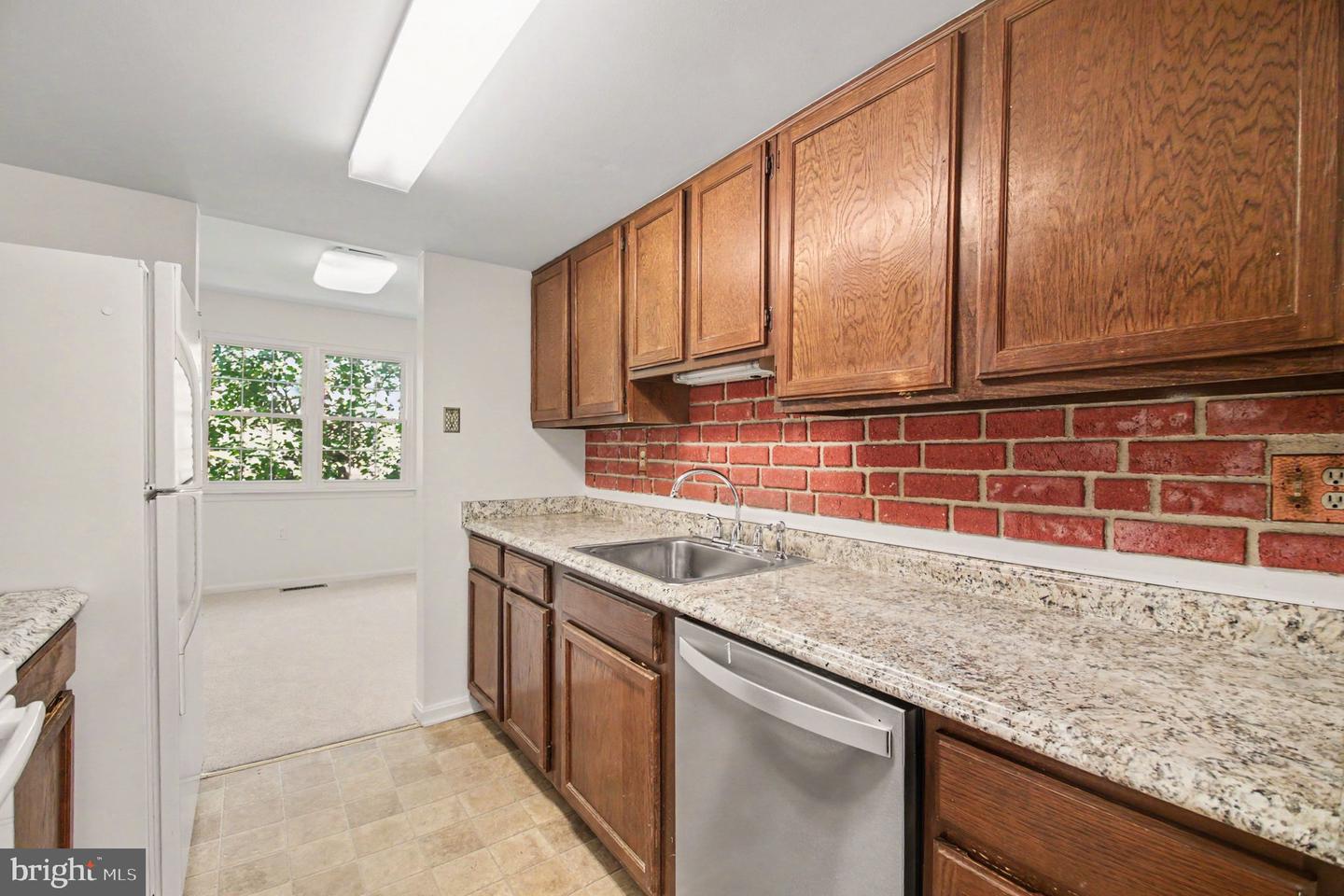 7718 Trevino Ln Property Photo 7