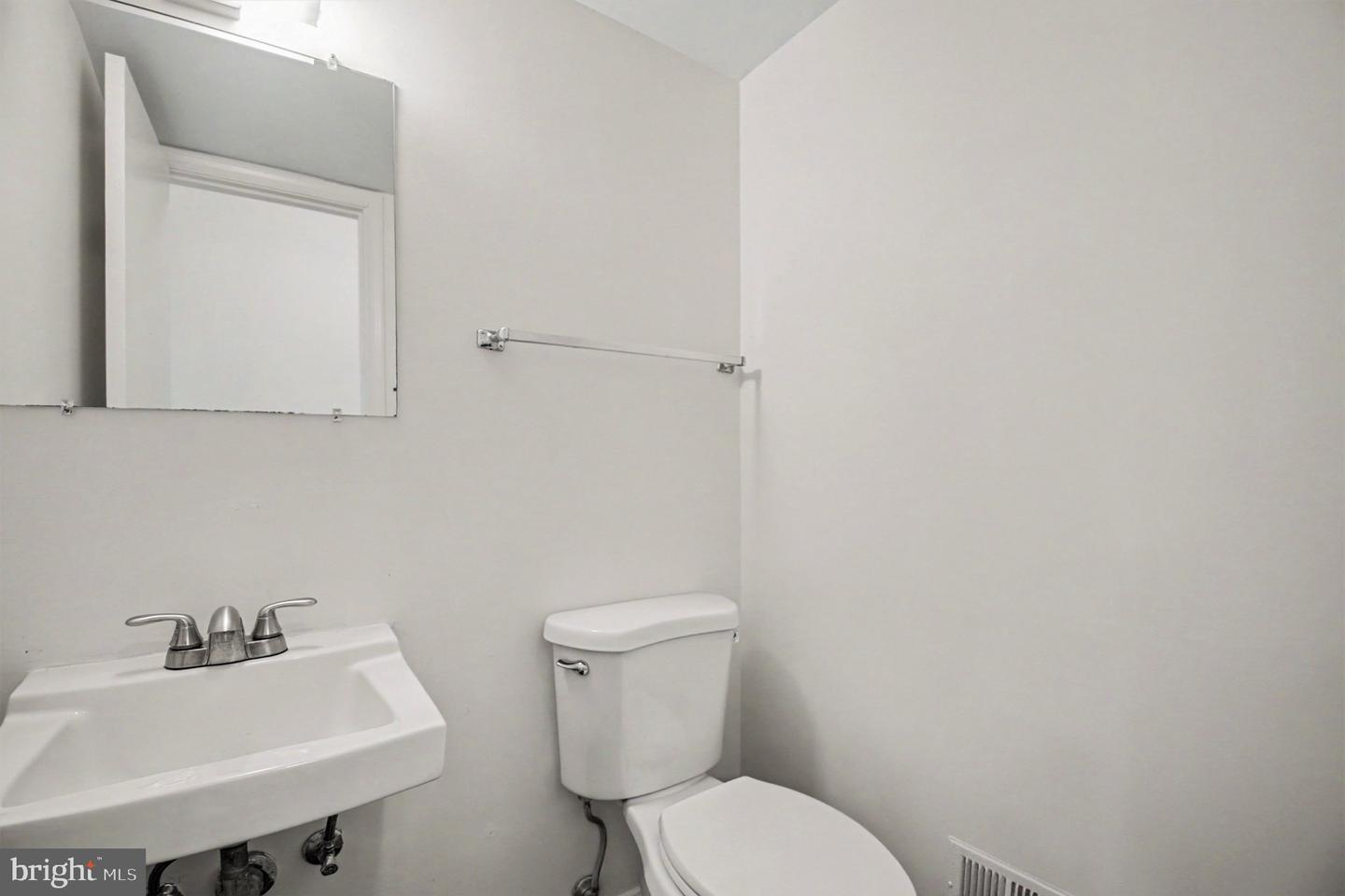 7718 Trevino Ln Property Photo 12