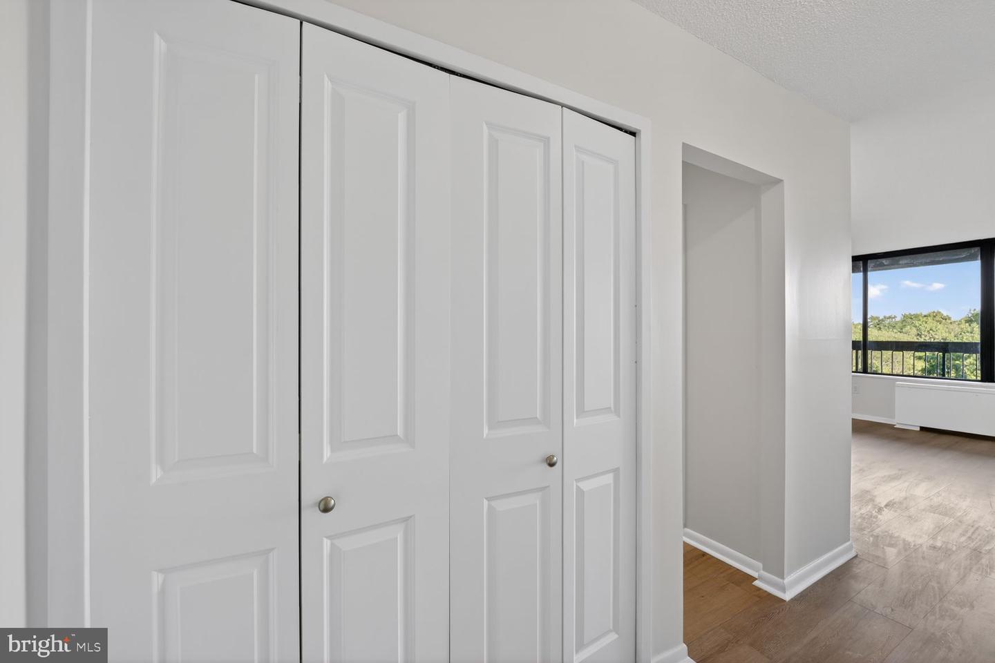 3705 S George Mason Dr #710s Property Photo 16