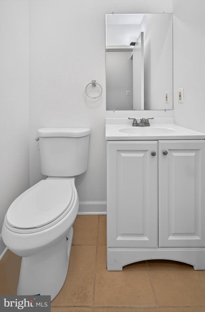 4867 Carriagepark Rd Property Photo 19