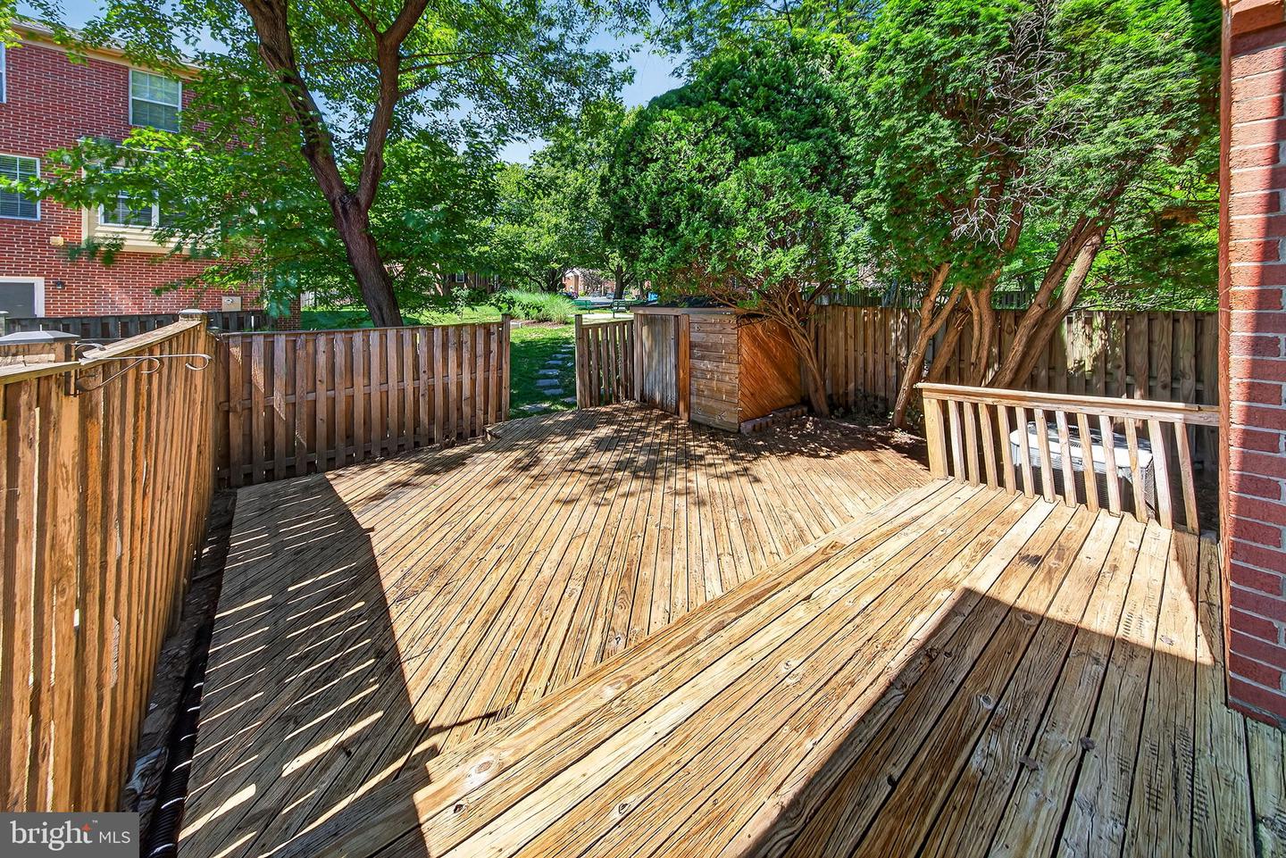 4867 Carriagepark Rd Property Photo 39