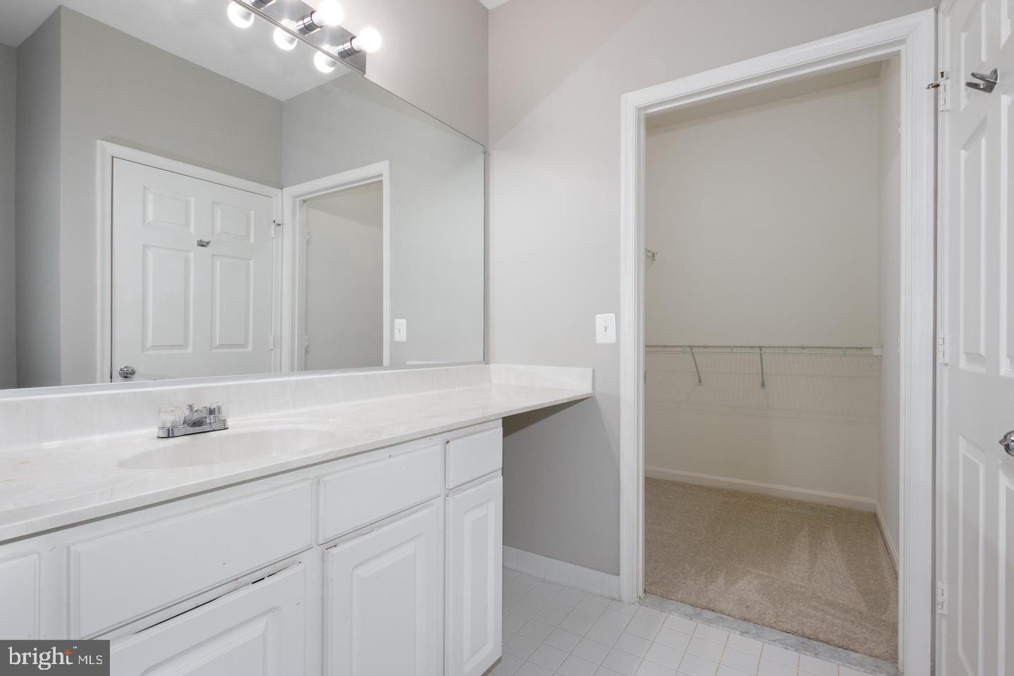 4144 Fountainside Ln #102 Property Photo 11