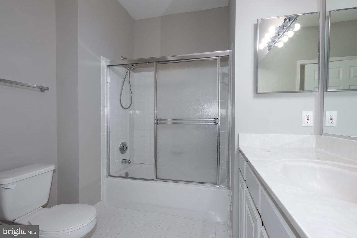 4144 Fountainside Ln #102 Property Photo 12