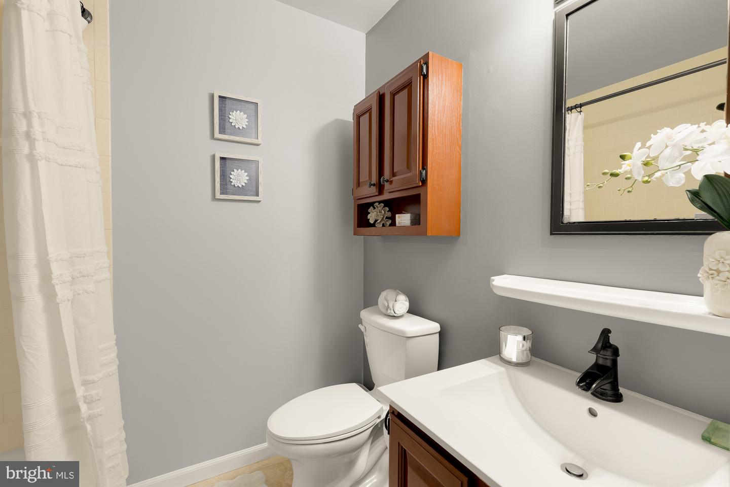 9913 Kingsbridge Dr Property Photo 28