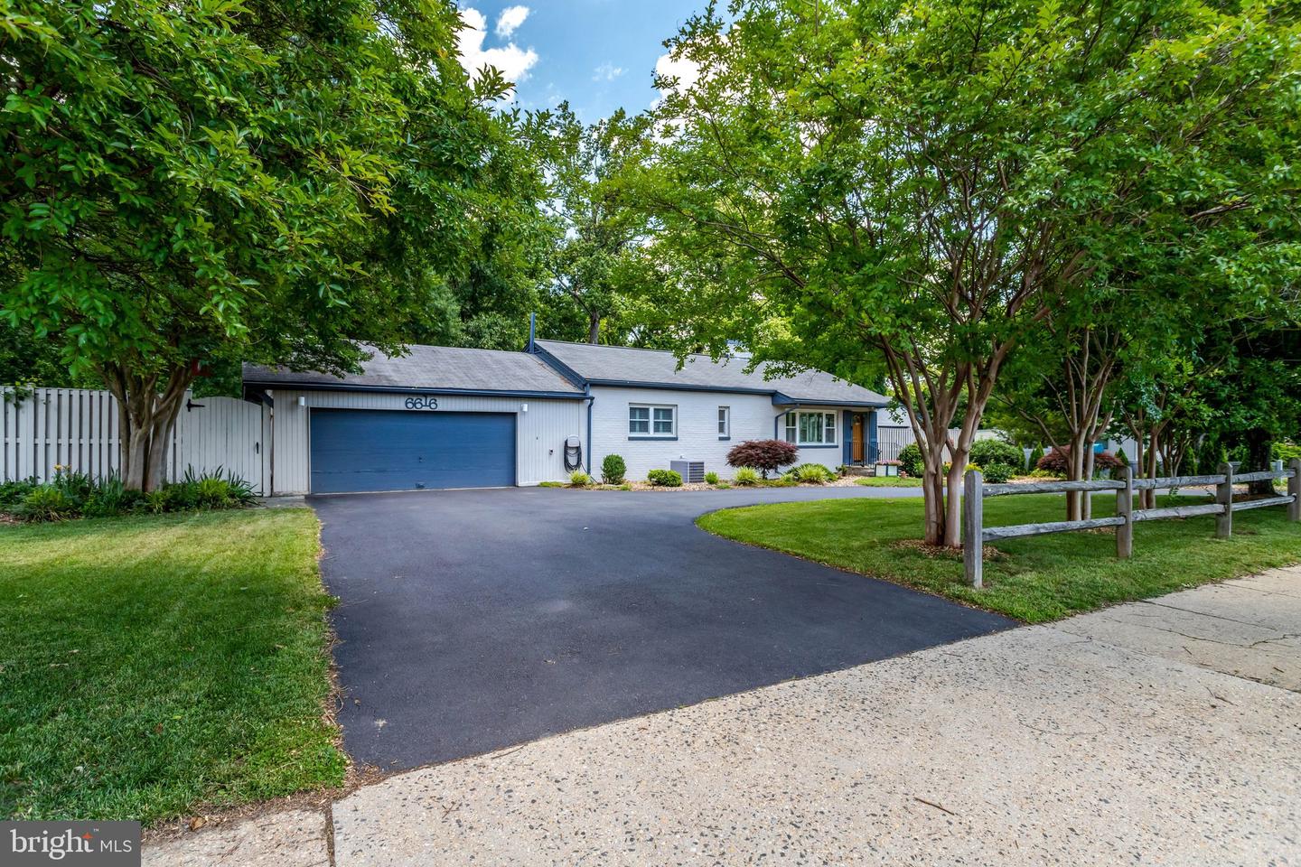 6616 Braddock Property Photo 4