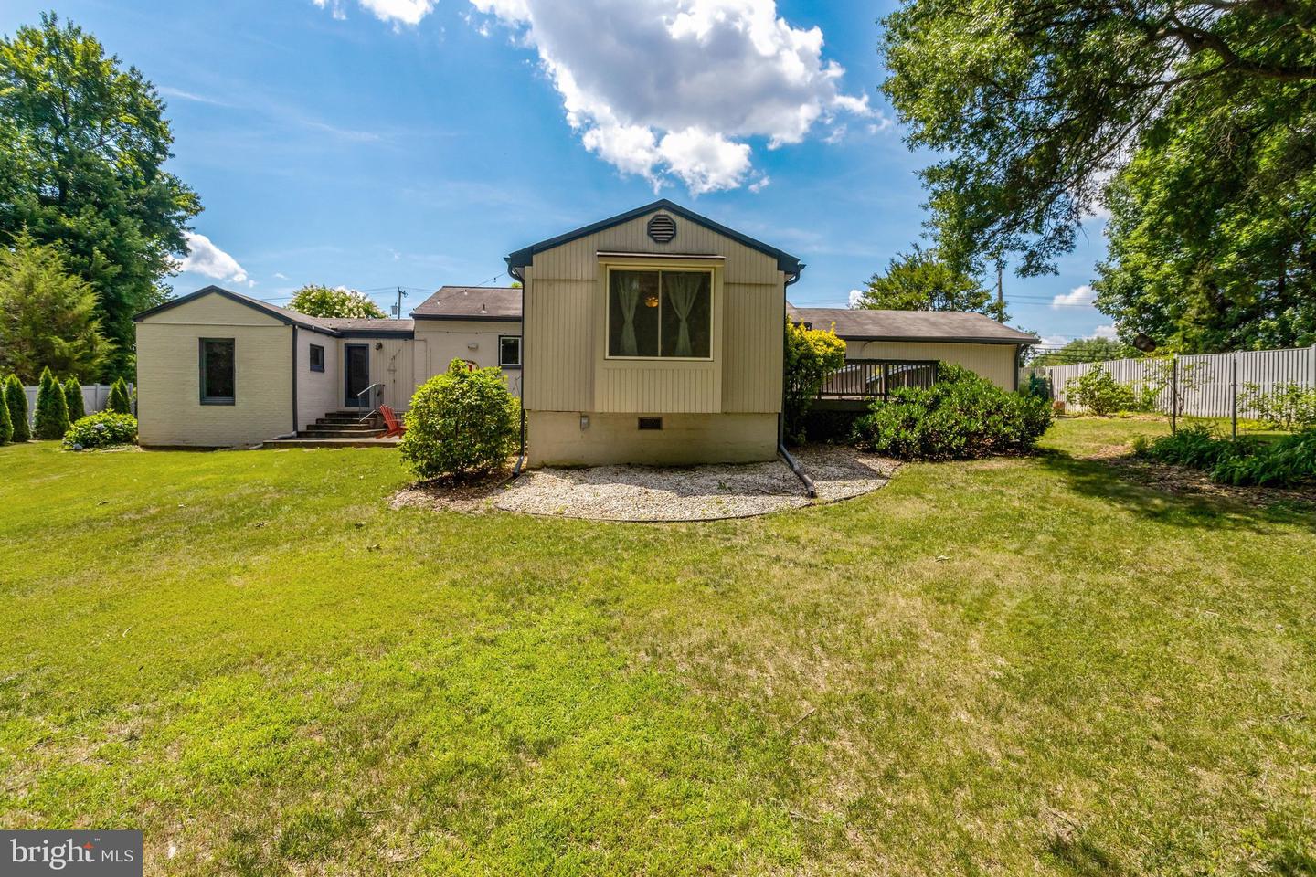 6616 Braddock Property Photo 53