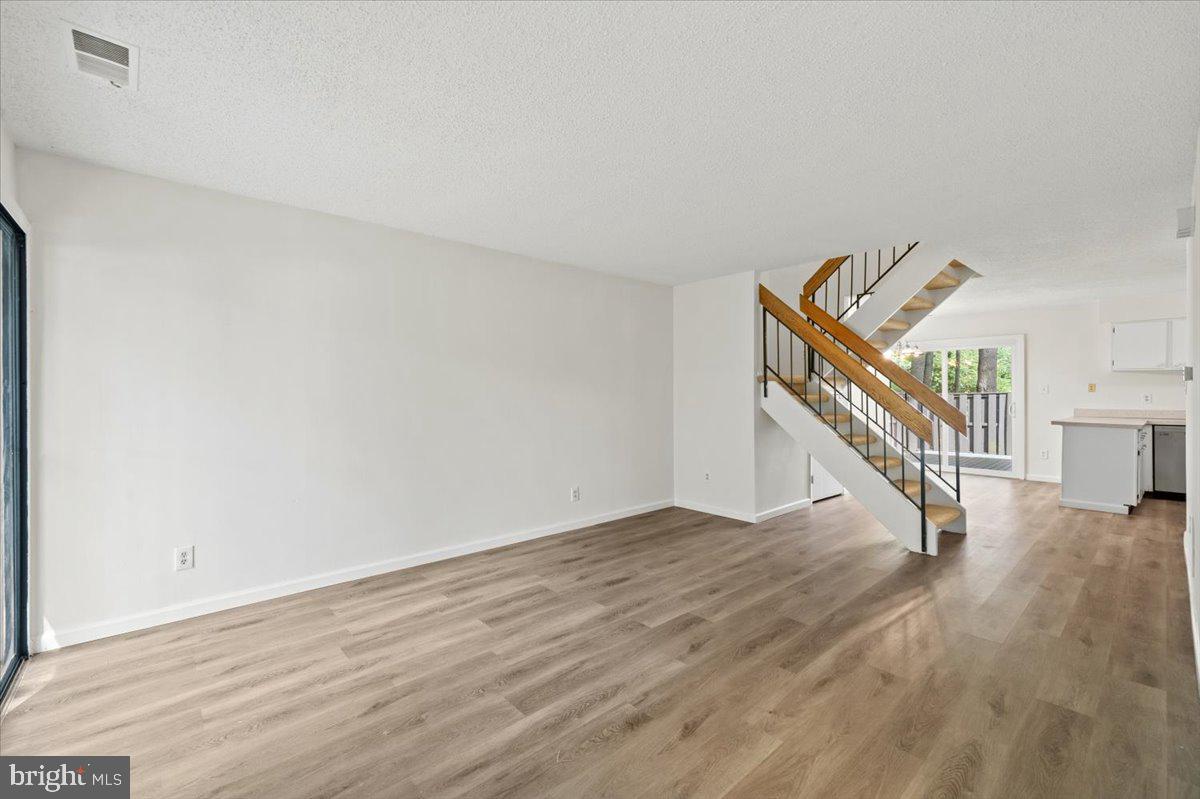 2130 Cartwright Pl Property Photo 7