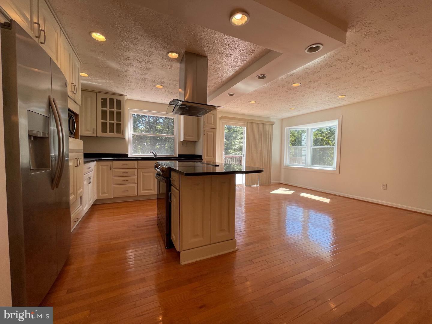1115 Riva Ridge Dr Property Photo 3