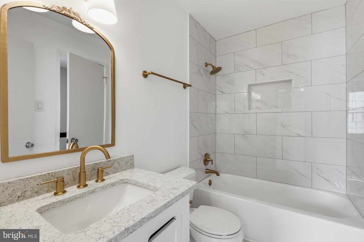 5906 Bridgetown Ct #37 Property Photo 21