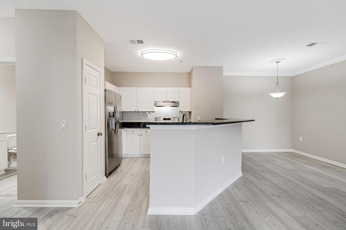 11355 Aristotle Dr #8-208 Property Photo 13