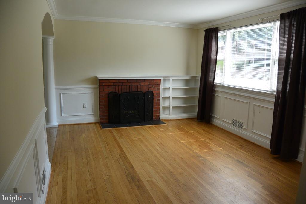 3720 Terrace Dr Property Photo 2