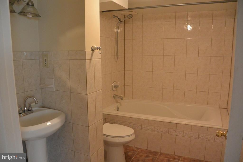 3720 Terrace Dr Property Photo 16