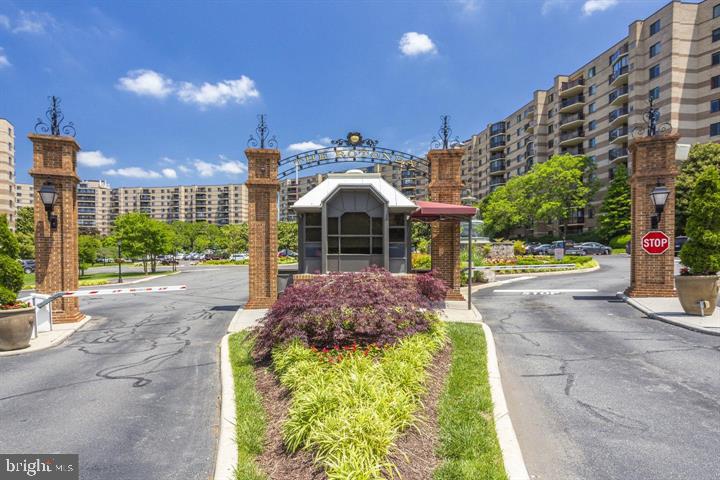8360 Greensboro Dr #208 Property Photo 2