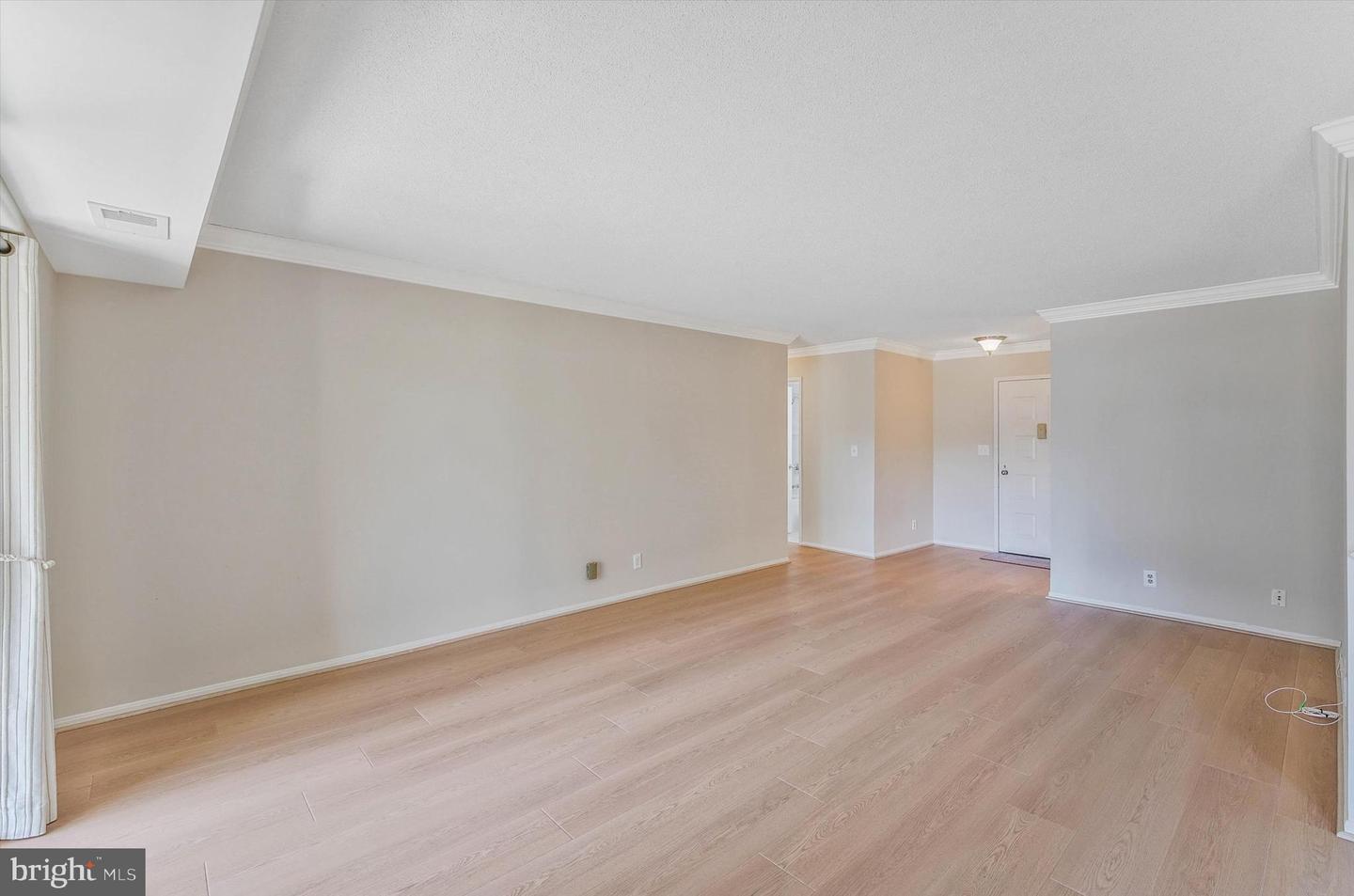 8360 Greensboro Dr #208 Property Photo 10