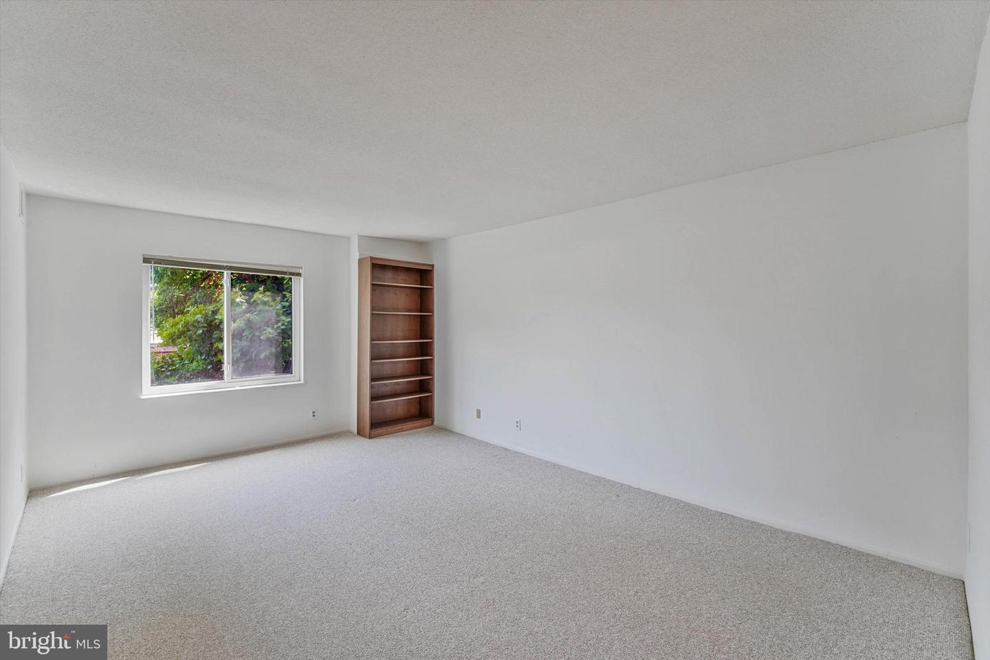 8360 Greensboro Dr #208 Property Photo 39