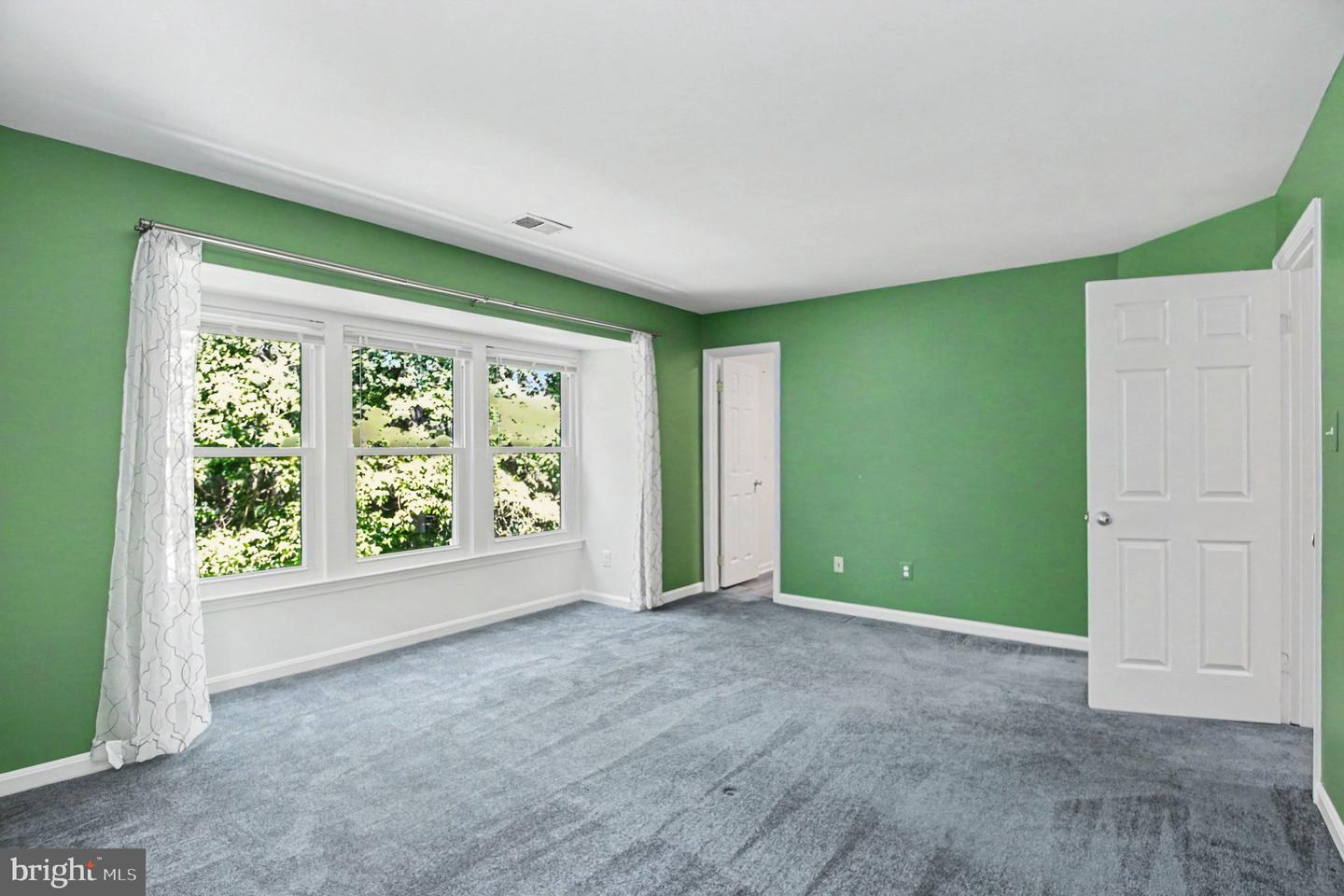 7718 Lafayette Forest Dr #176 Property Photo 14