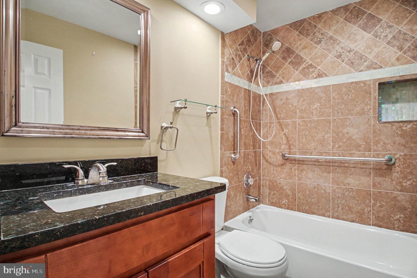 7718 Lafayette Forest Dr #176 Property Photo 18