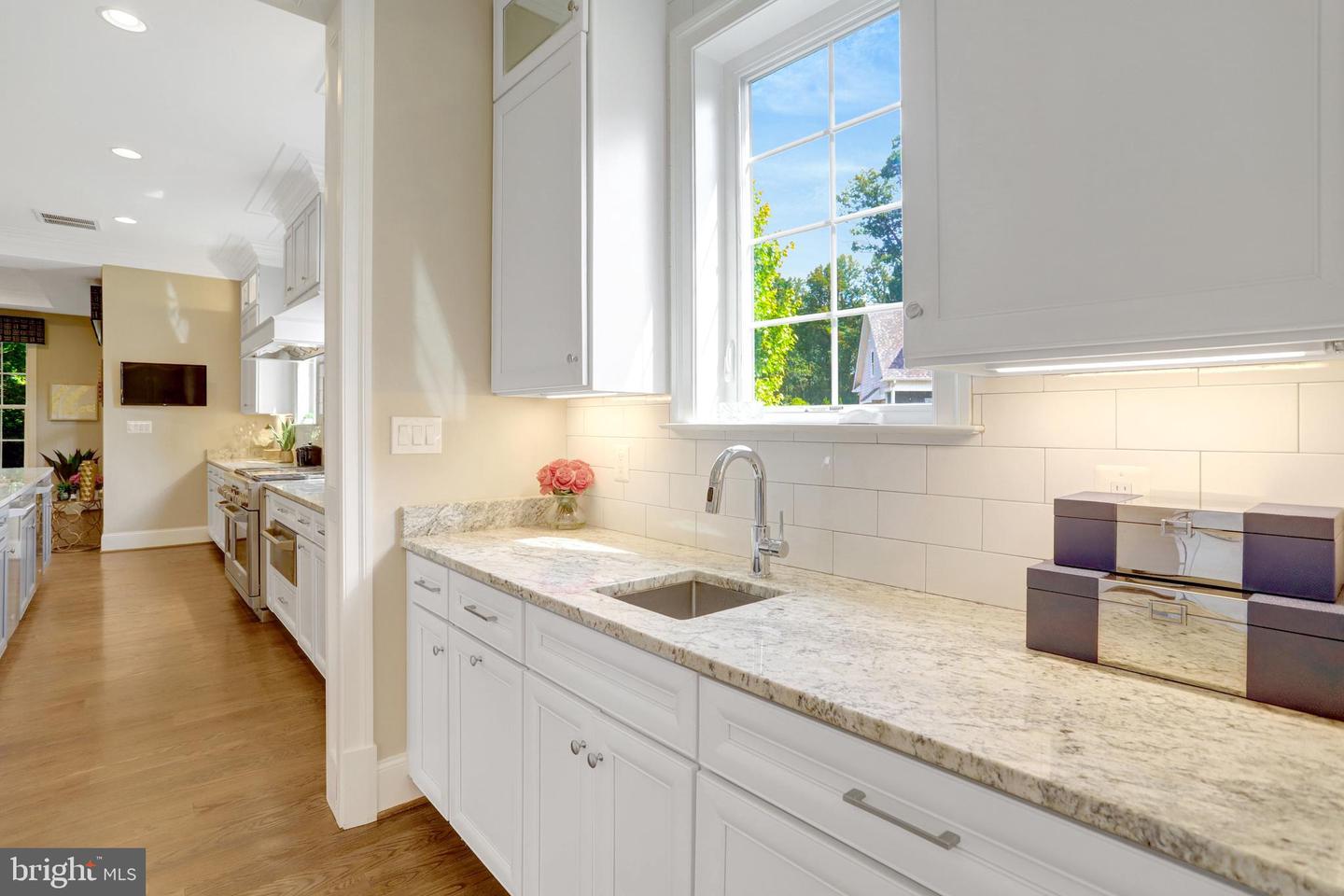 7108 Penguin Pl Property Photo 14