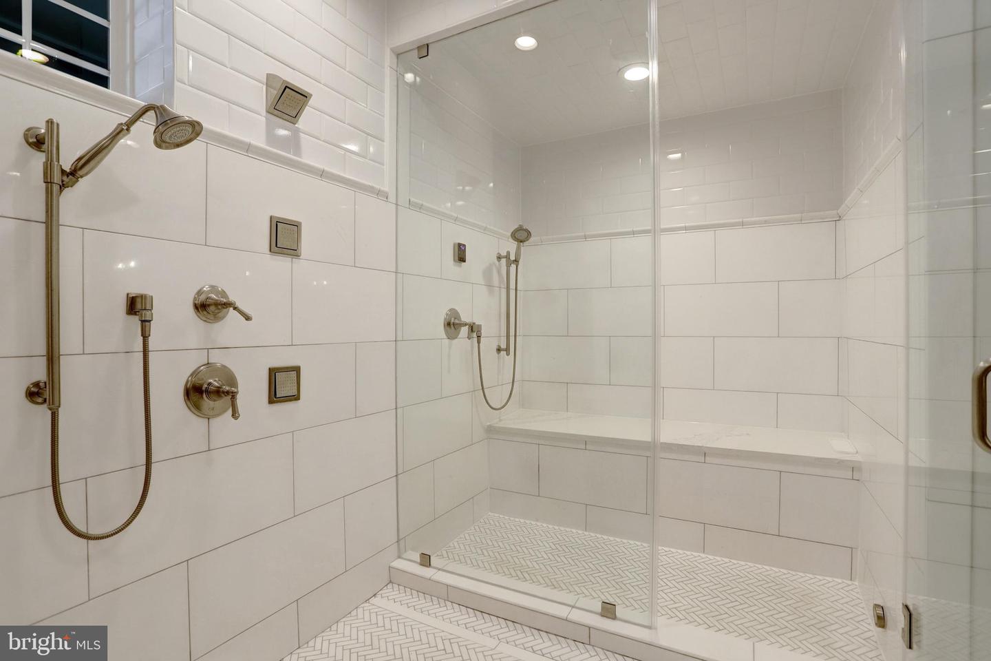7108 Penguin Pl Property Photo 56