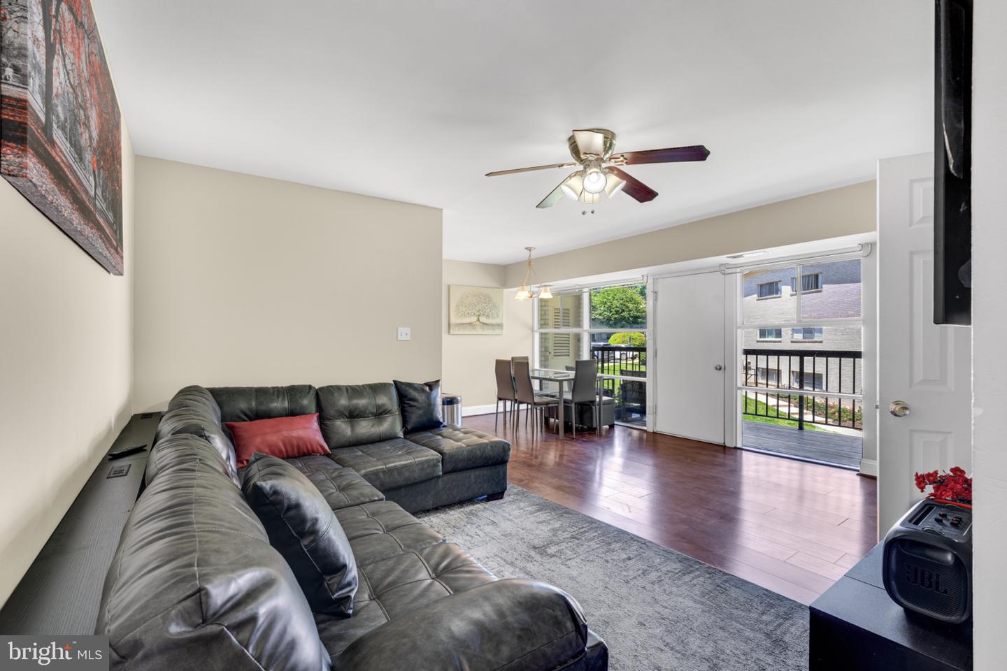 4943 Americana Dr #d-102 Property Photo 3
