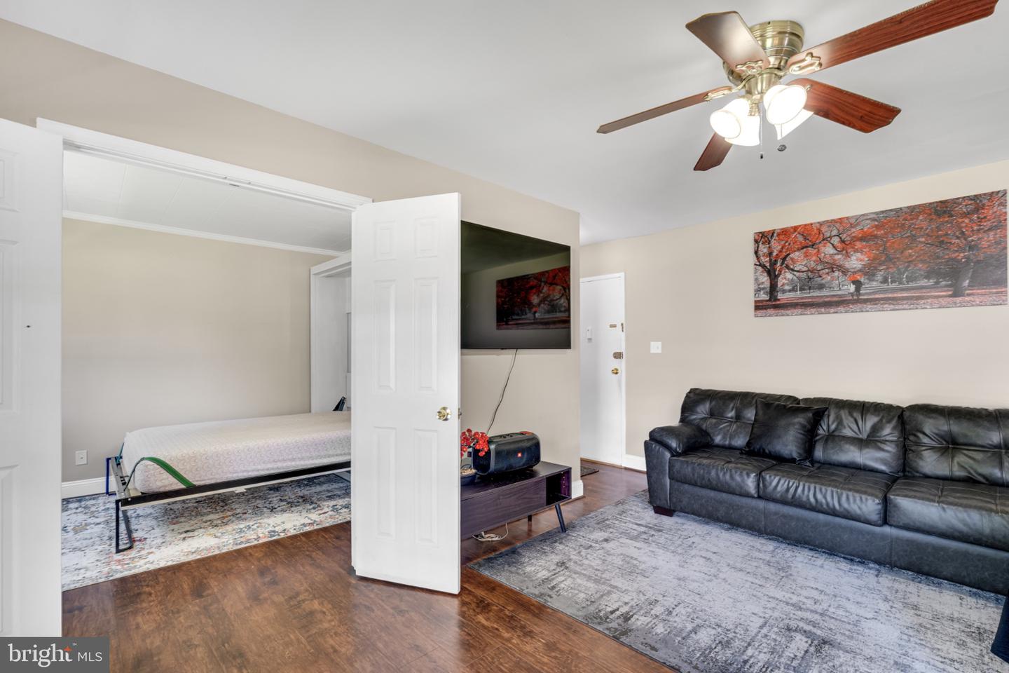 4943 Americana Dr #d-102 Property Photo 12
