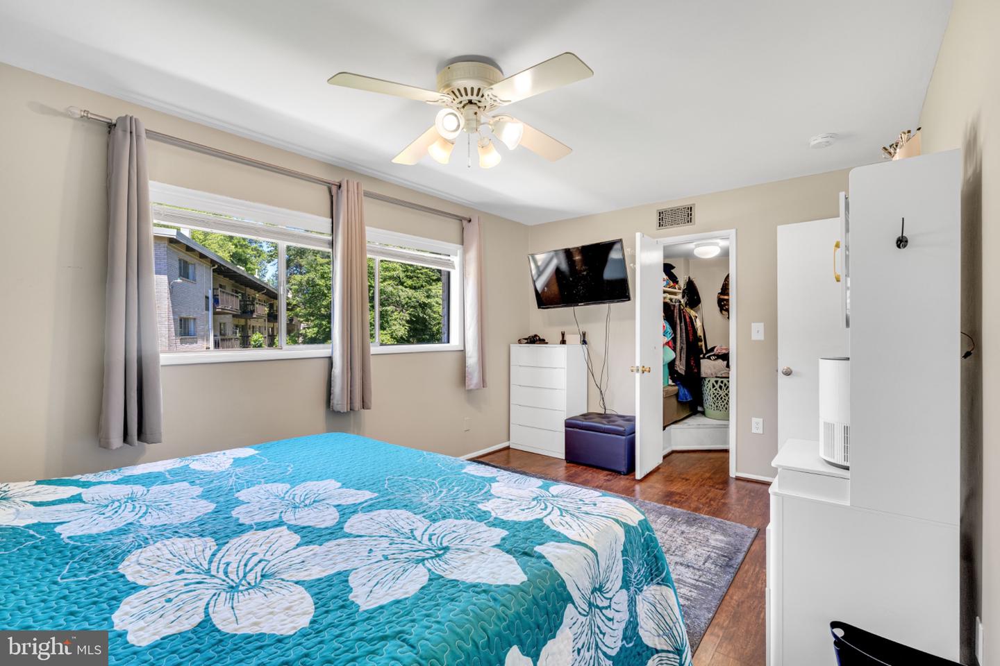4943 Americana Dr #d-102 Property Photo 19