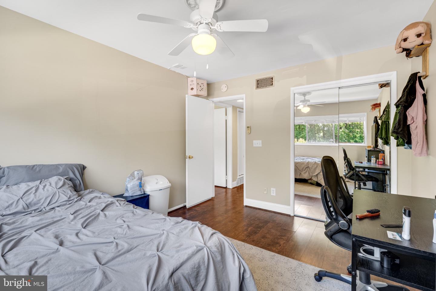 4943 Americana Dr #d-102 Property Photo 22