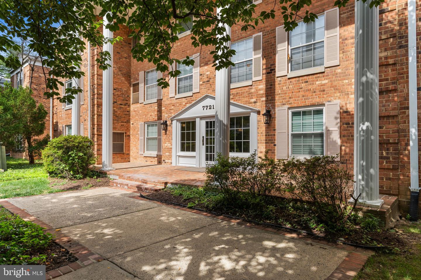 7721 Tremayne Pl #204 Property Photo 1