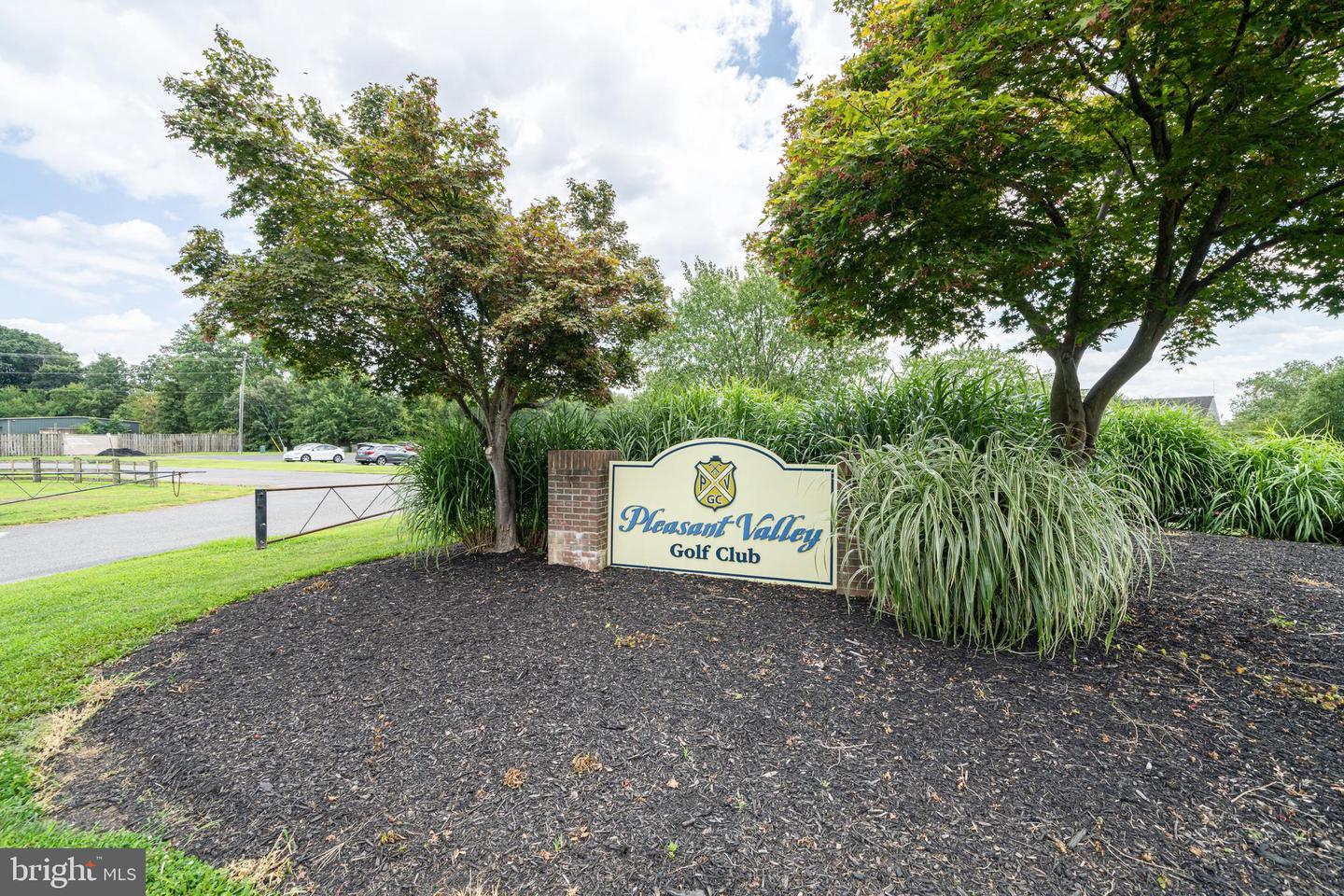 15206 Bannon Hill Ct Property Photo 26