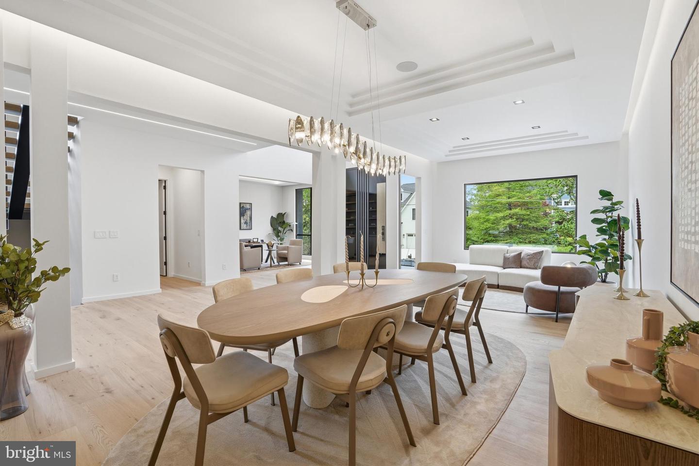 1803 Dumbarton St Property Photo 18