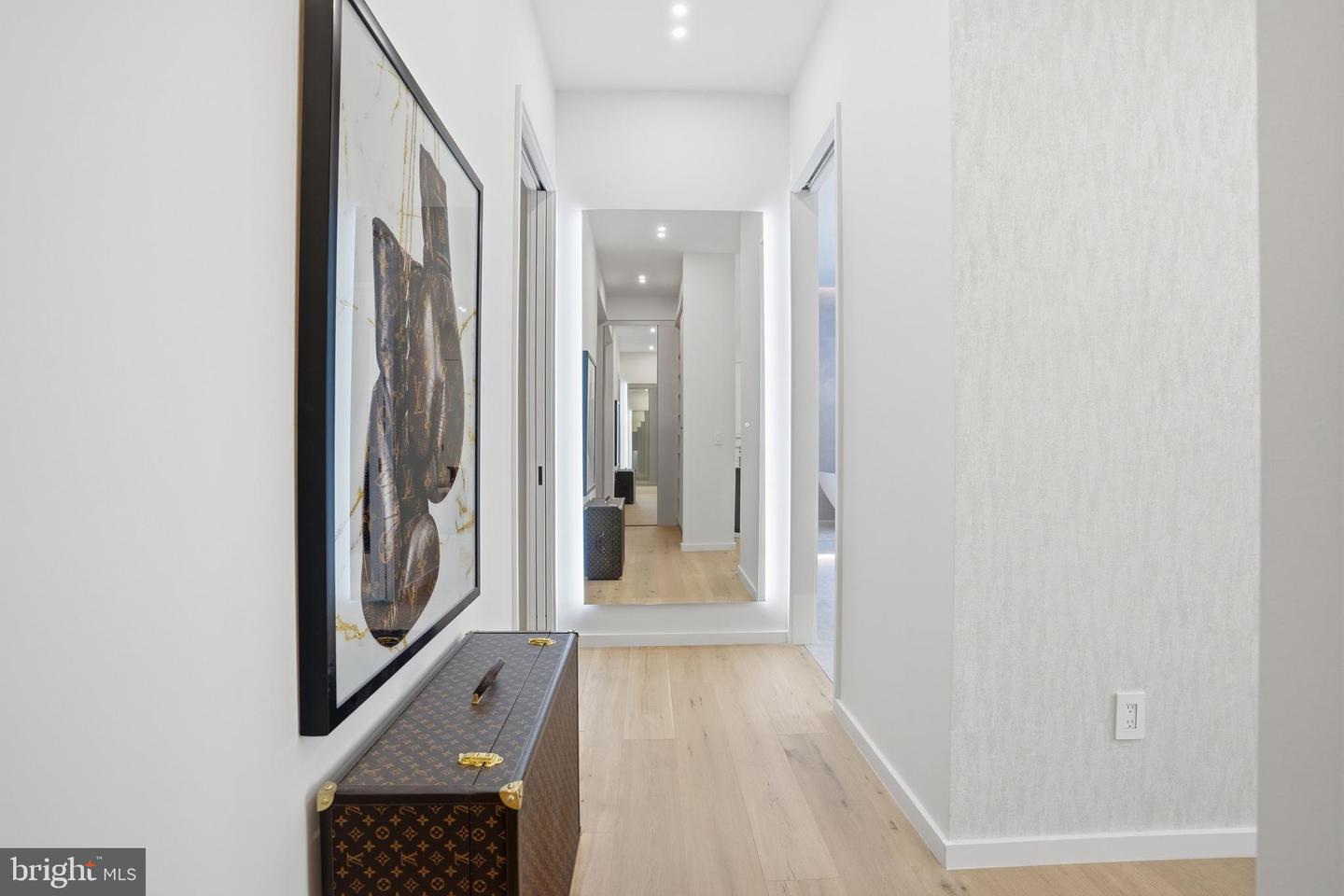 1803 Dumbarton St Property Photo 73