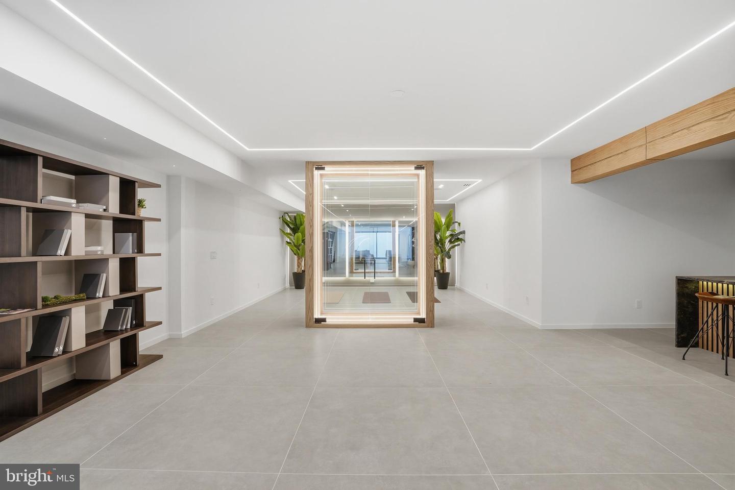 1803 Dumbarton St Property Photo 101