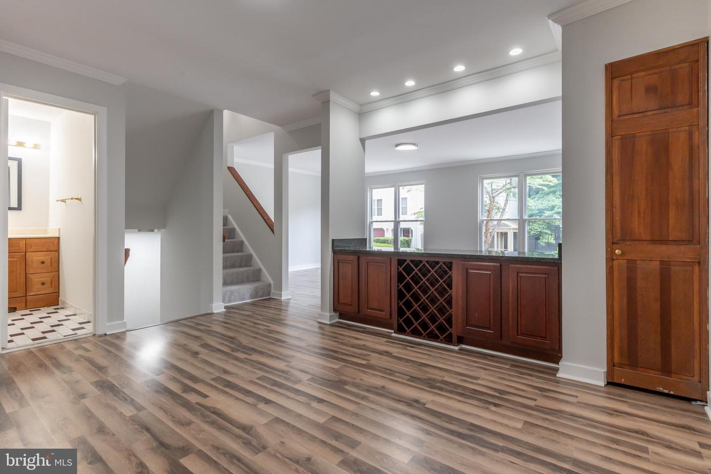 6413 Cherokee Ct Property Photo 4