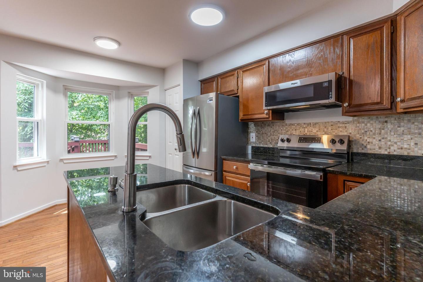 6413 Cherokee Ct Property Photo 6
