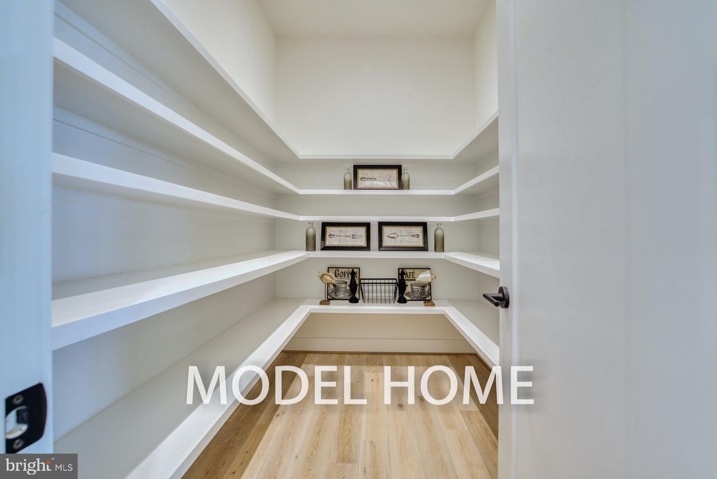 6928 Girard St Property Photo 18