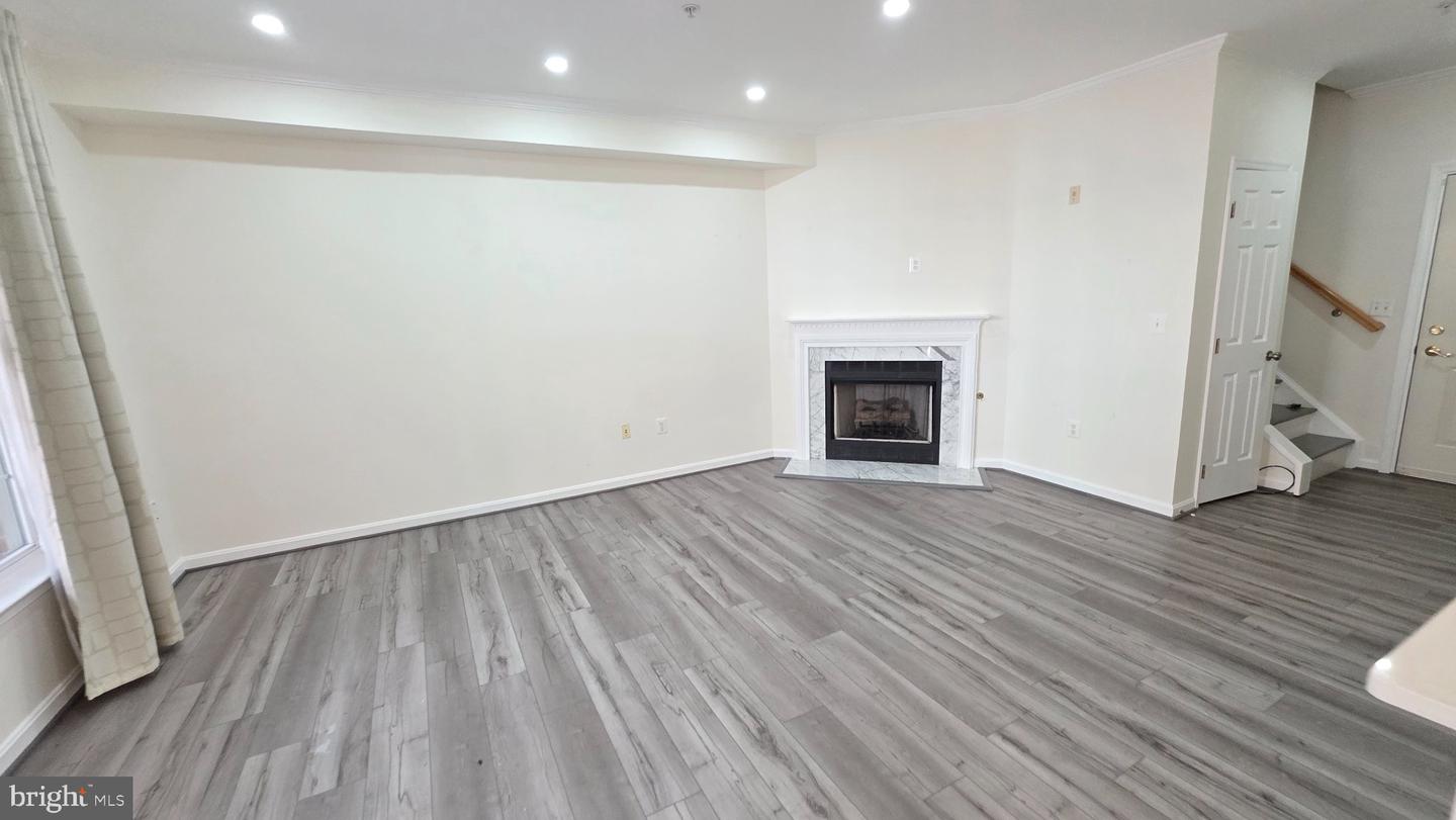 2700 Bellforest Ct #103 Property Photo 23