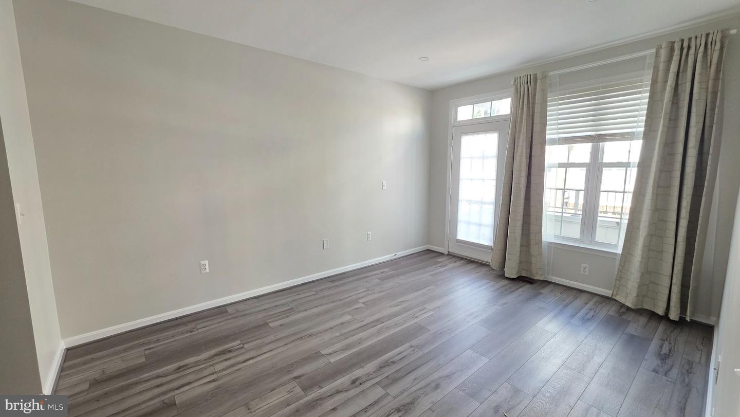 2700 Bellforest Ct #103 Property Photo 38
