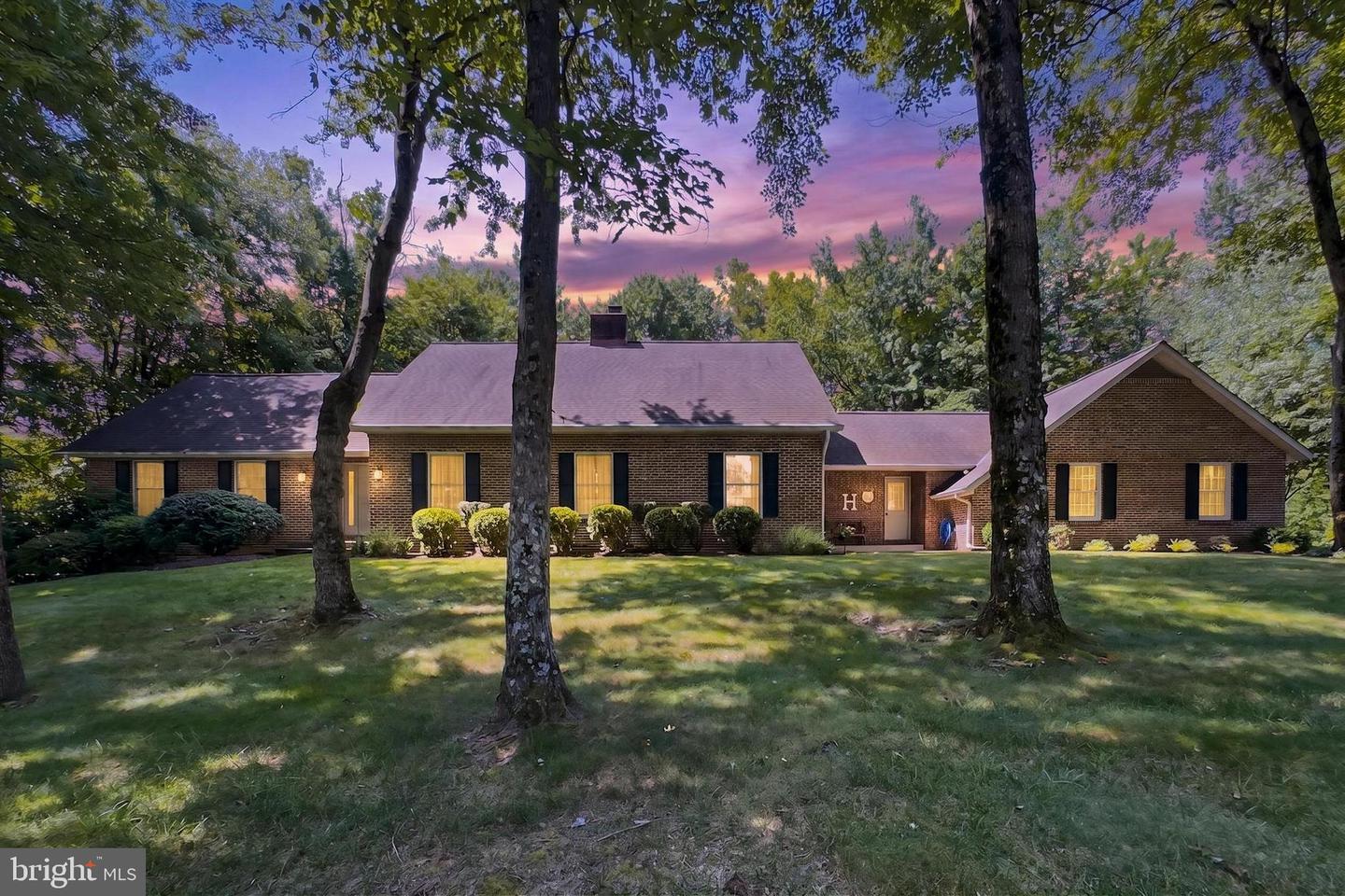12905 Westbrook Dr Property Photo 1