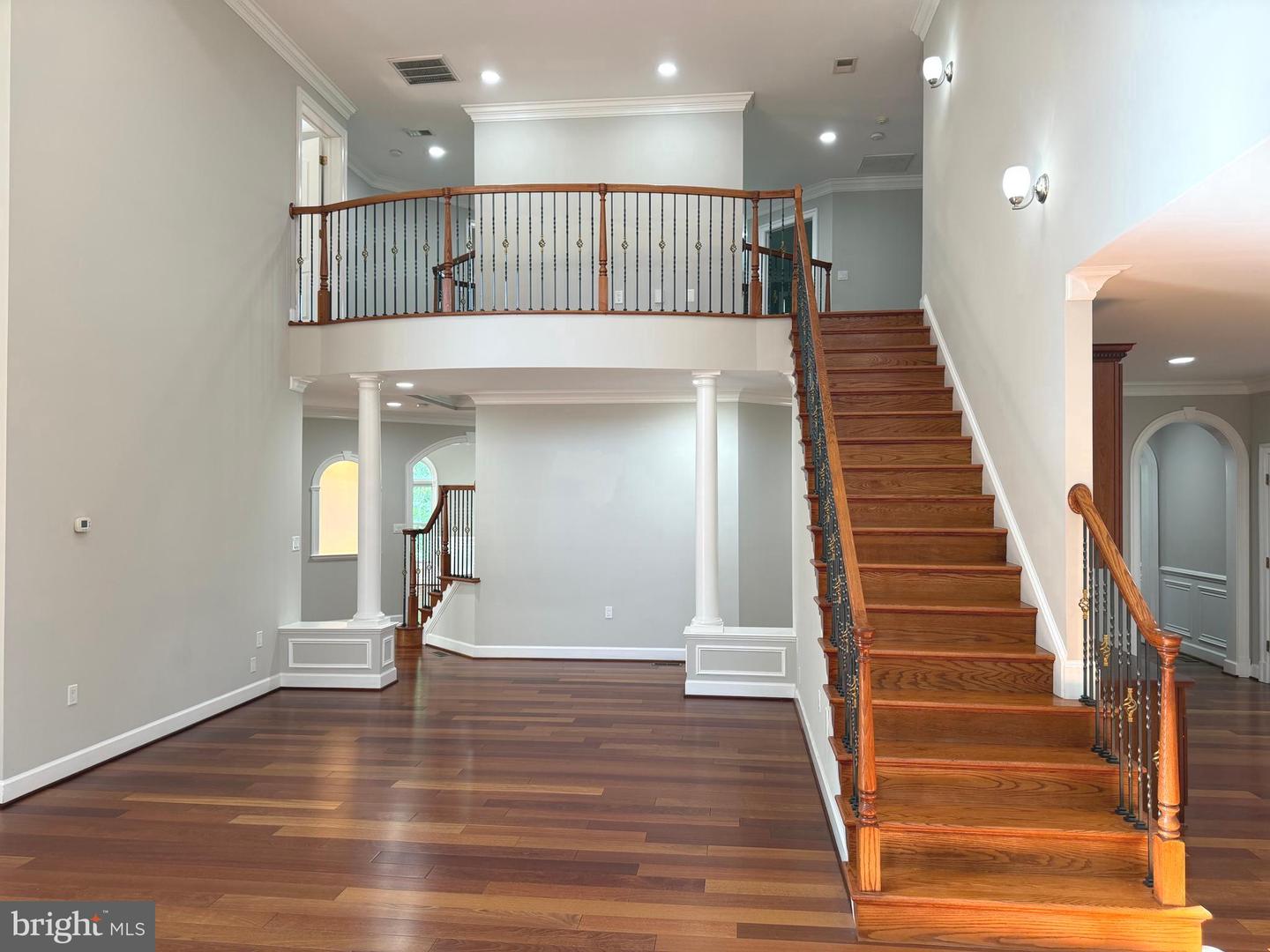 6529 Fairlawn Dr Property Photo 3