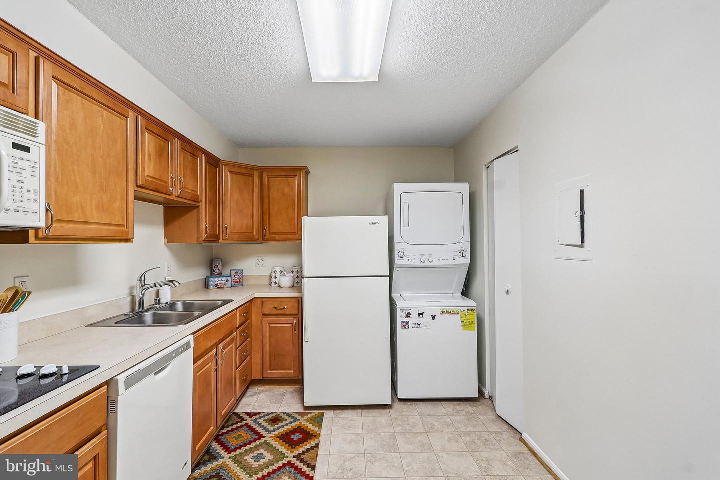 5901 Mount Eagle Dr #409 Property Photo 12