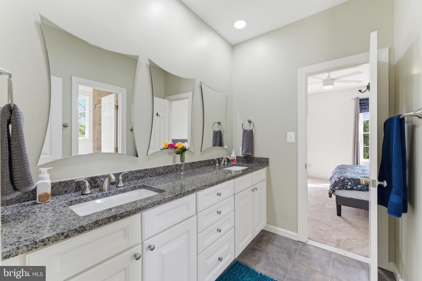 9889 Chapel Bridge Estates Dr Property Photo 45