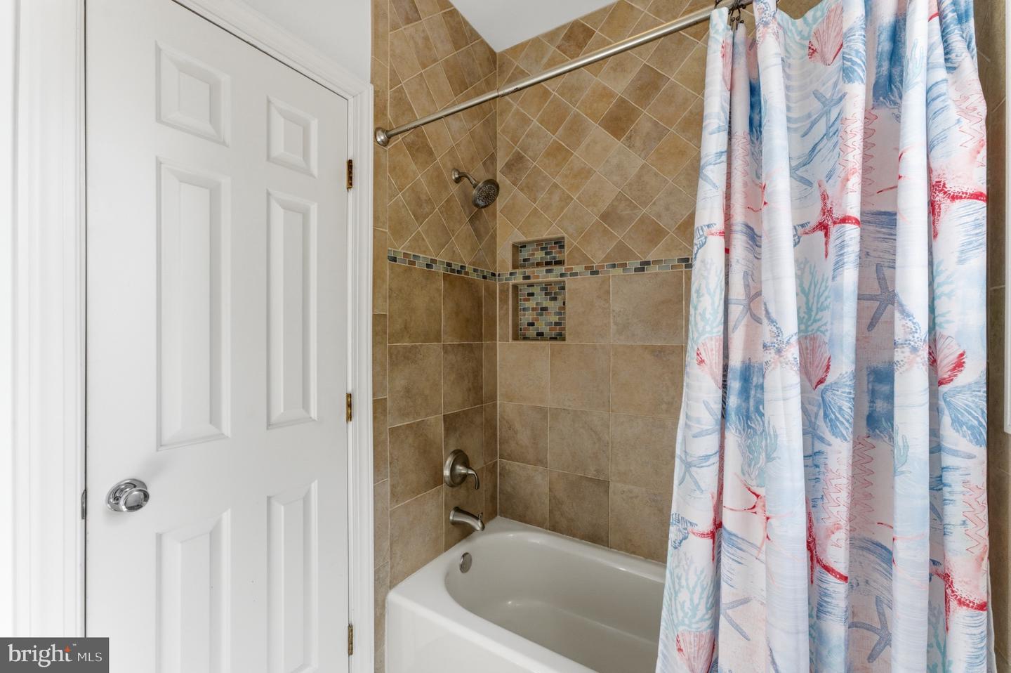 9889 Chapel Bridge Estates Dr Property Photo 46