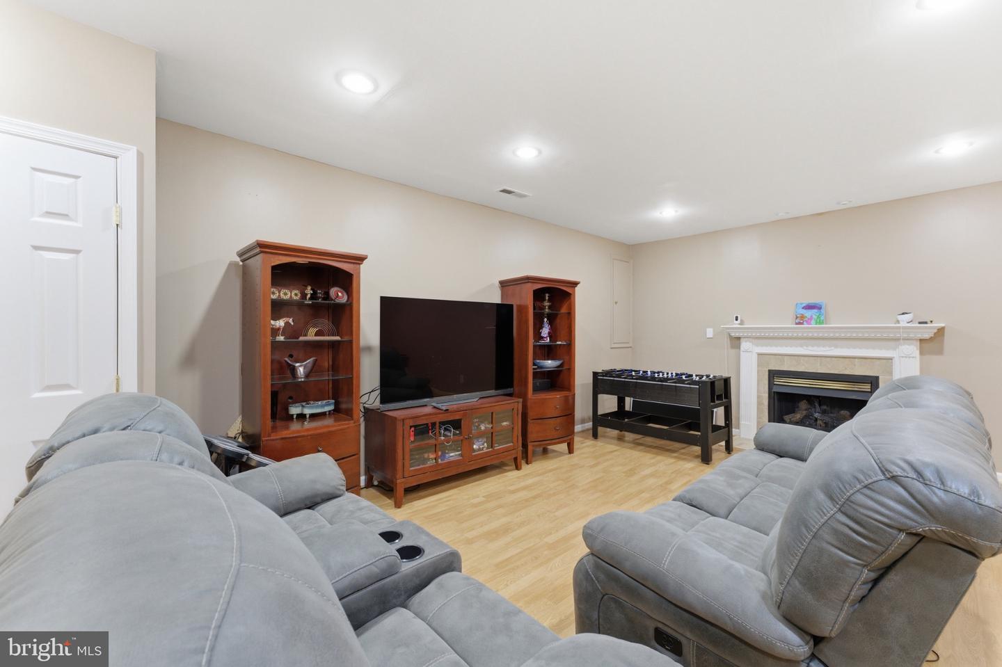 9889 Chapel Bridge Estates Dr Property Photo 56