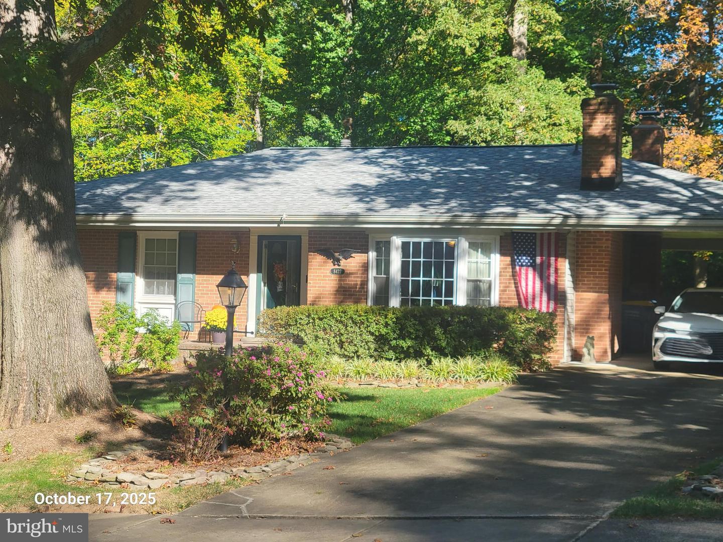 8422 Georgian Way Property Photo 8
