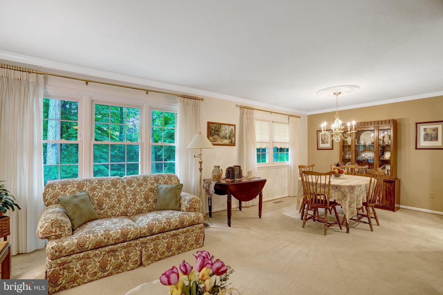 8422 Georgian Way Property Photo 15