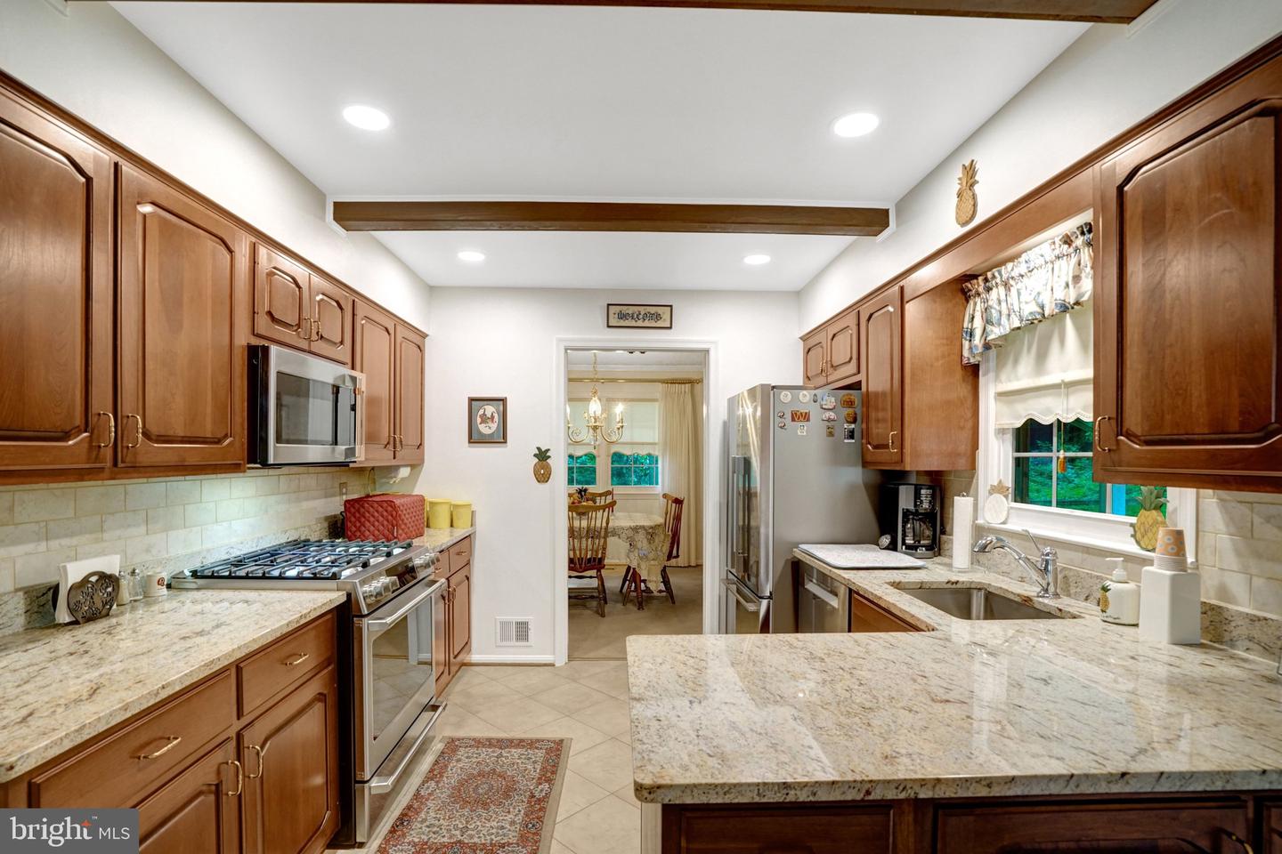 8422 Georgian Way Property Photo 19